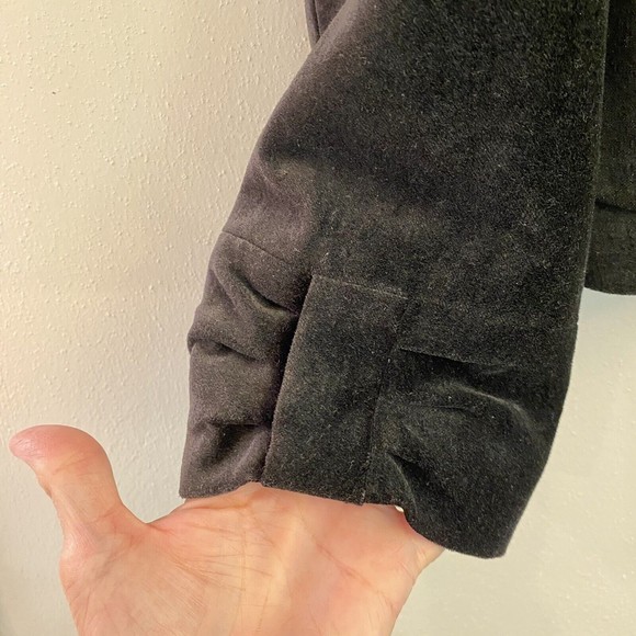 APOSTROPHE Luxury Is A State Of Mind Black Velvet Jacket Blazer Size 8 Petite - Picture 7 of 12